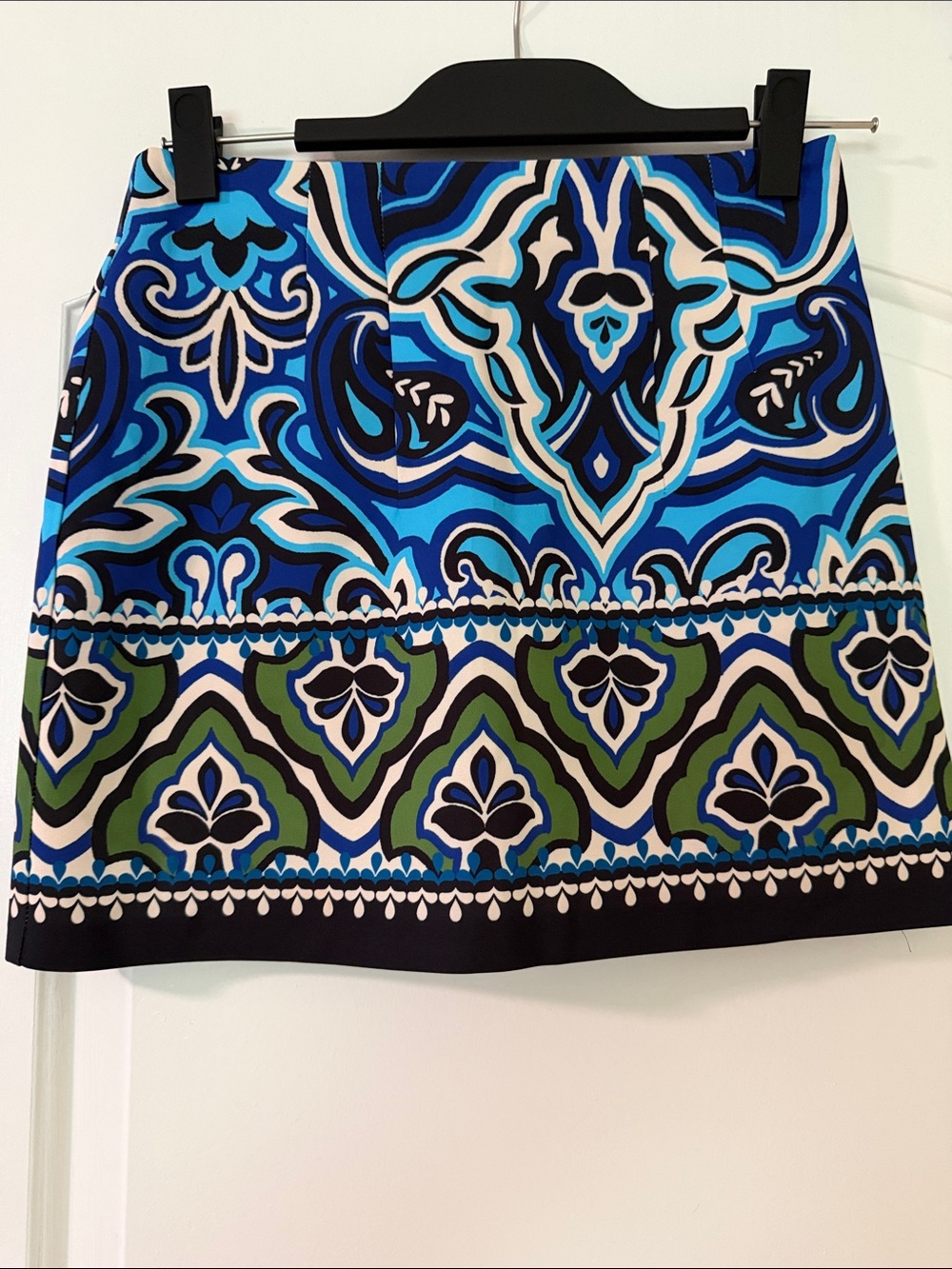 Zara Blue, Green & Black Printed Mini Skirt